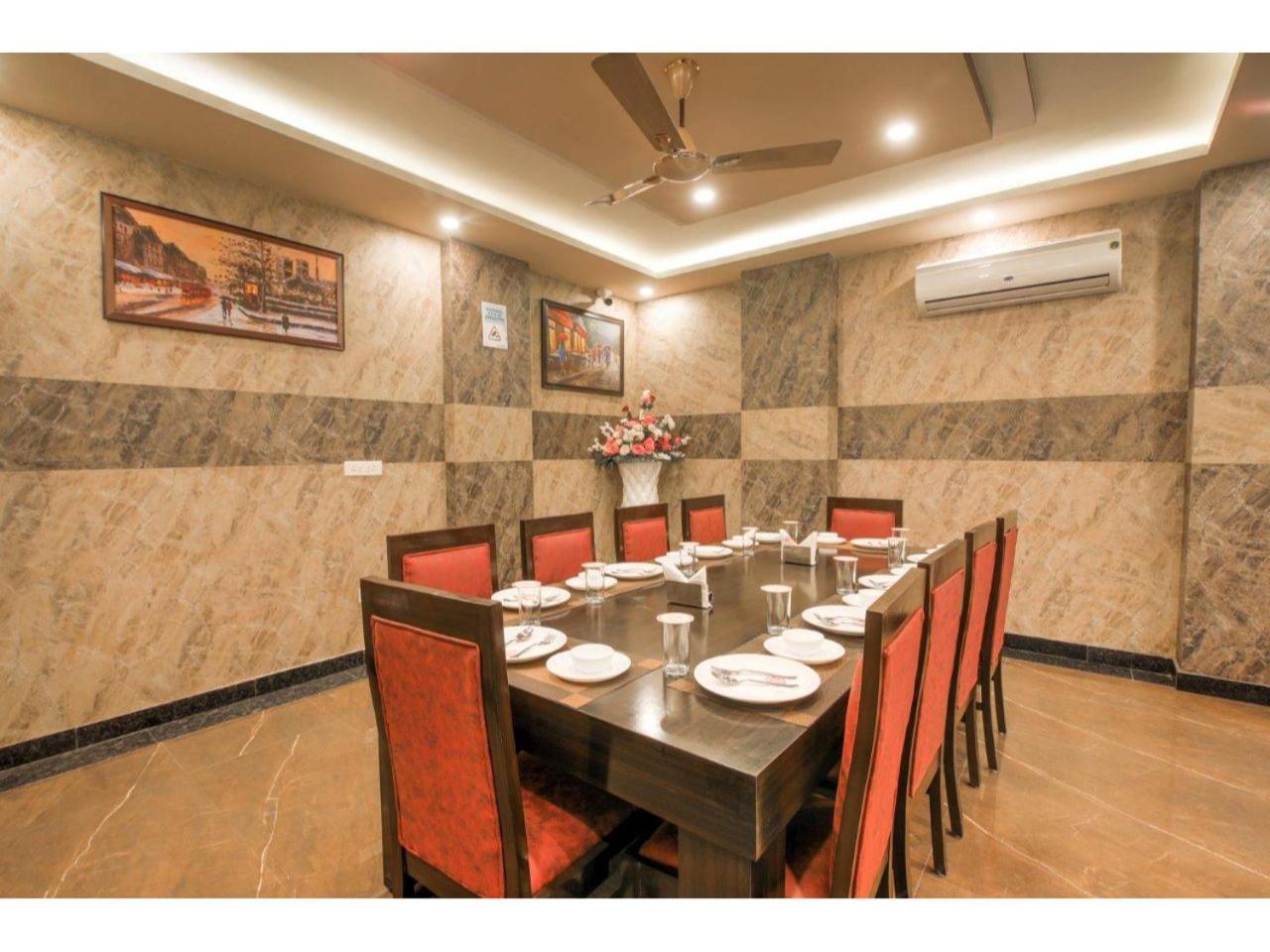 Bed and Breakfast Kusum House à Greater Noida Extérieur photo