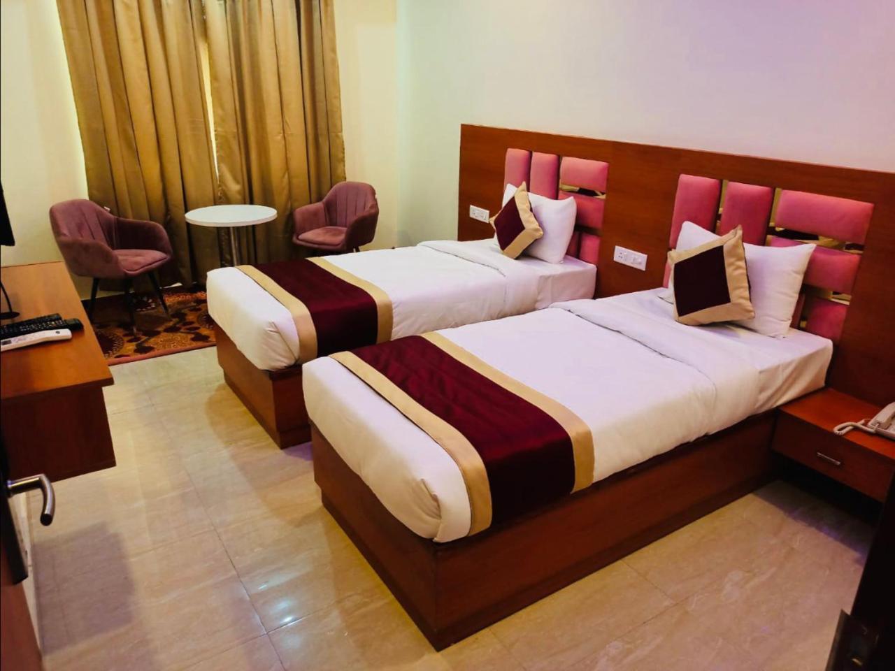 Bed and Breakfast Kusum House à Greater Noida Extérieur photo